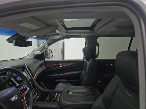 2018 Cadillac Escalade Premium Luxury