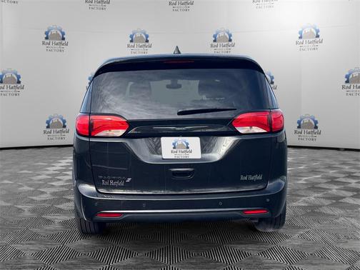 2020 Chrysler Pacifica Touring