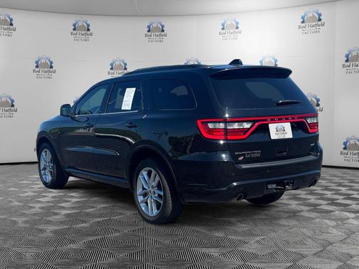 DB Black Crystal Clearcoat 2024 Dodge Durango GT Plus