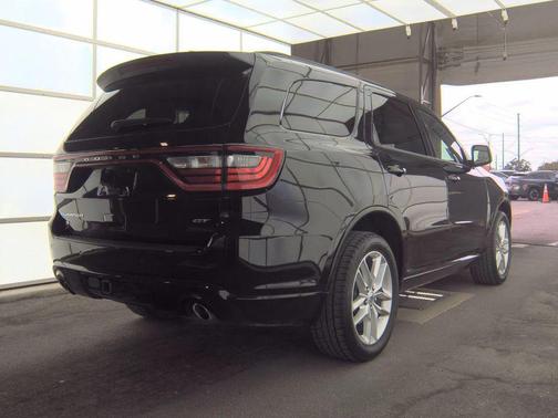 DB Black Crystal Clearcoat 2024 Dodge Durango GT Plus