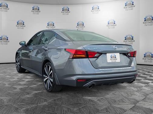 2020 Nissan Altima SR FWD