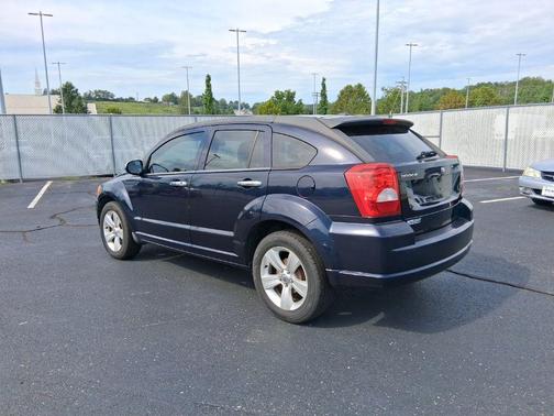 Brilliant Black Crystal Pearlcoat 2011 Dodge Caliber Mainstreet