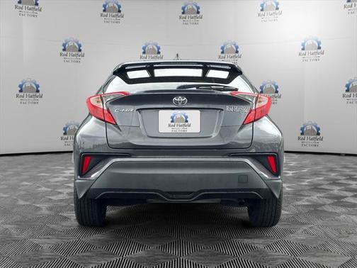 2021 Toyota C-HR LE