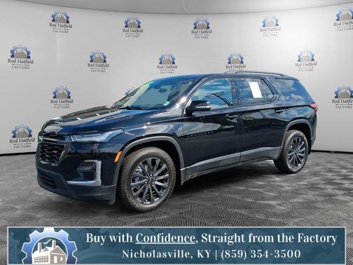 Mosaic Black Metallic 2023 Chevrolet Traverse RS