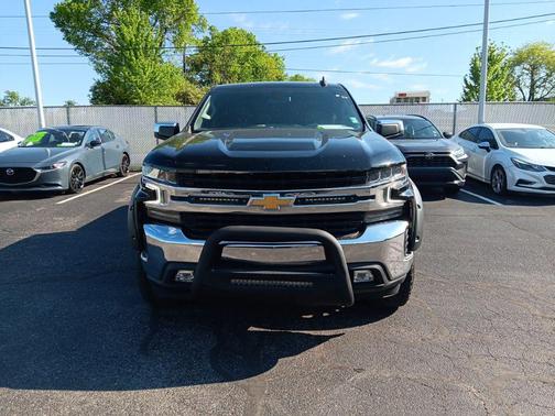 Black 2021 Chevrolet Silverado 1500 LT