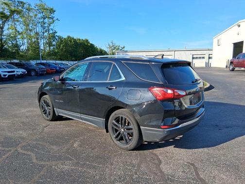 Mosaic Black Metallic 2020 Chevrolet Equinox 1LT