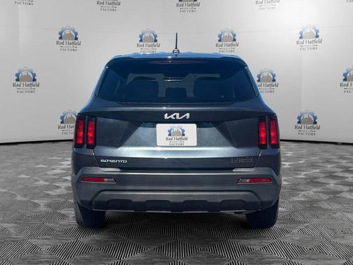 Gravity Grey 2023 Kia Sorento LX