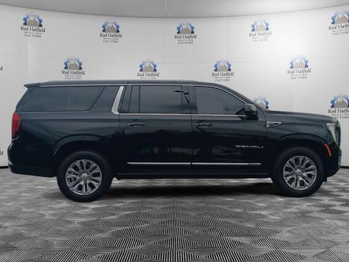 Onyx Black 2025 GMC Yukon XL Denali