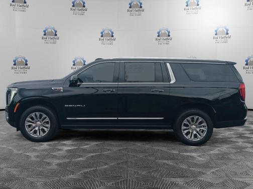 Onyx Black 2025 GMC Yukon XL Denali