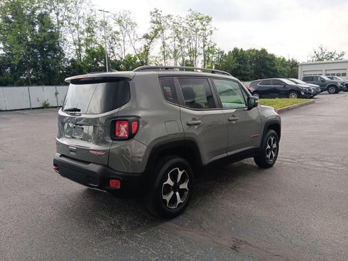 Sting-Gray Clearcoat 2020 Jeep Renegade Trailhawk