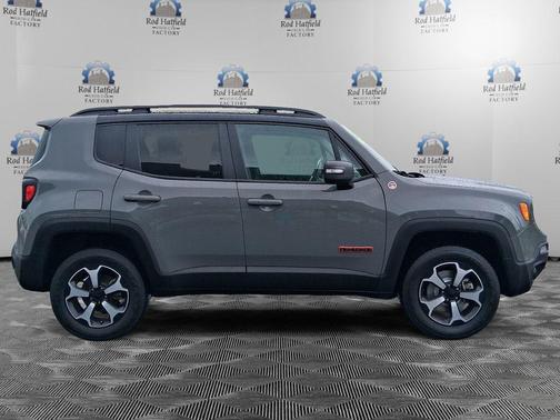 Sting-Gray Clearcoat 2020 Jeep Renegade Trailhawk