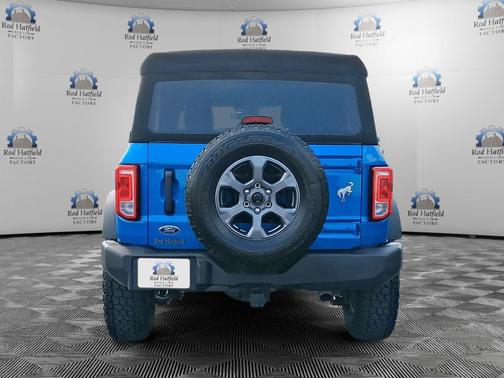 Blue 2023 Ford Bronco Big Bend