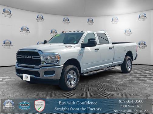 2023 RAM 2500 Tradesman Crew Cab 4x4 8' Box