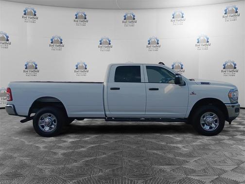 2023 RAM 2500 Tradesman Crew Cab 4x4 8' Box