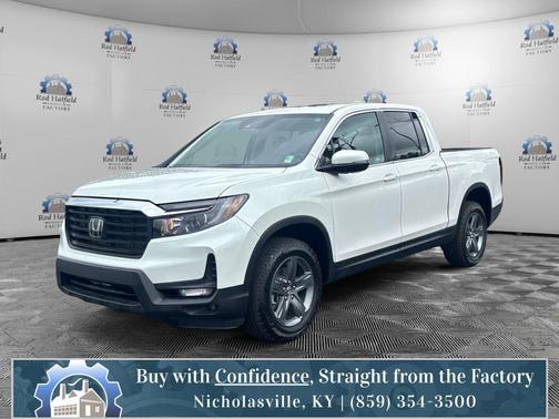 Platinum White 2023 Honda Ridgeline RTL