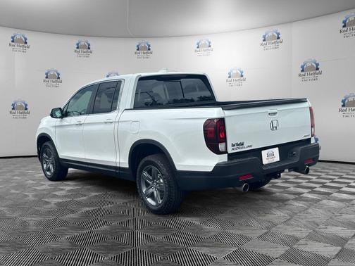 Platinum White 2023 Honda Ridgeline RTL