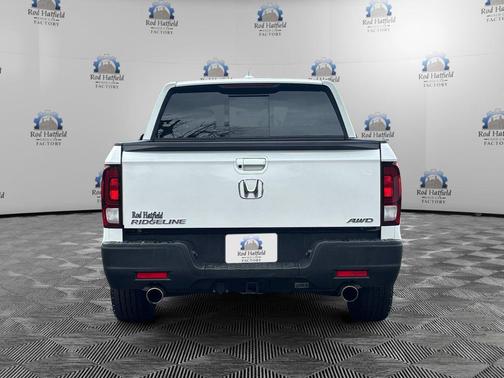Platinum White 2023 Honda Ridgeline RTL