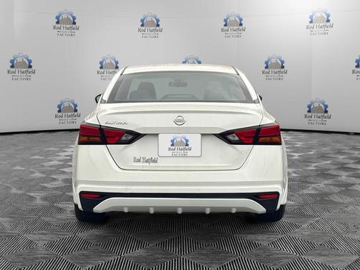 2021 Nissan Altima S FWD