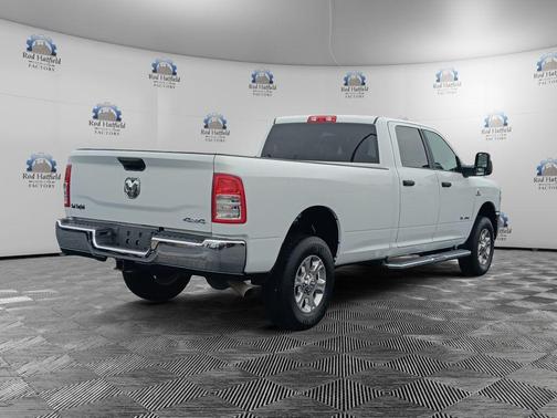 2024 RAM 3500 Big Horn Crew Cab 4x4 8' Box