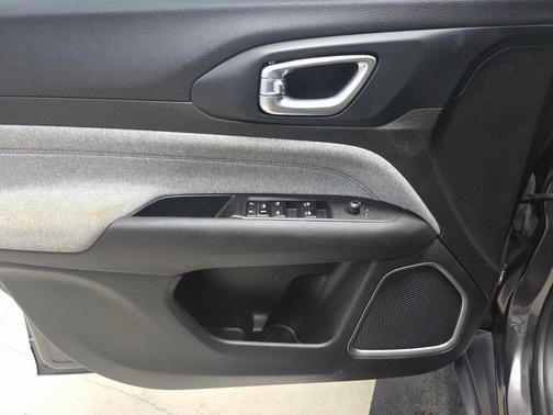 2023 Jeep Compass Sport