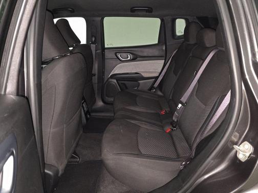 2023 Jeep Compass Sport