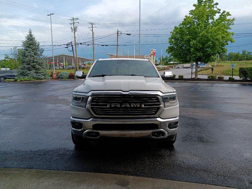 Bright White Clearcoat 2023 RAM 1500 Laramie