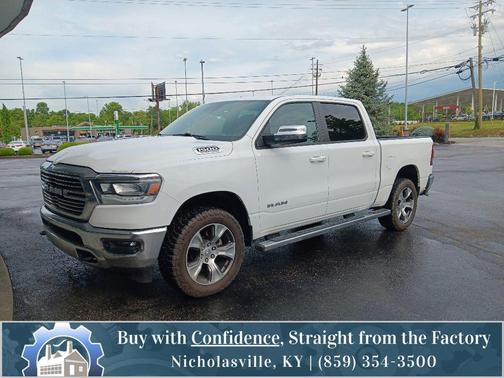 Bright White Clearcoat 2023 RAM 1500 Laramie