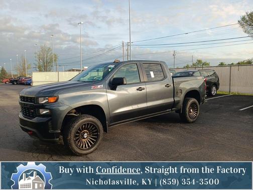 Shadow Gray Metallic 2021 Chevrolet Silverado 1500 Custom Trail Boss