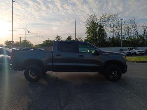 Shadow Gray Metallic 2021 Chevrolet Silverado 1500 Custom Trail Boss