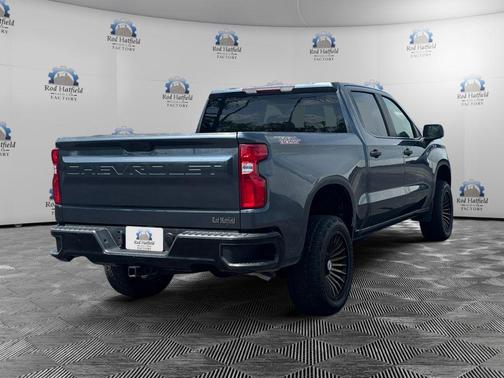 Shadow Gray Metallic 2021 Chevrolet Silverado 1500 Custom Trail Boss