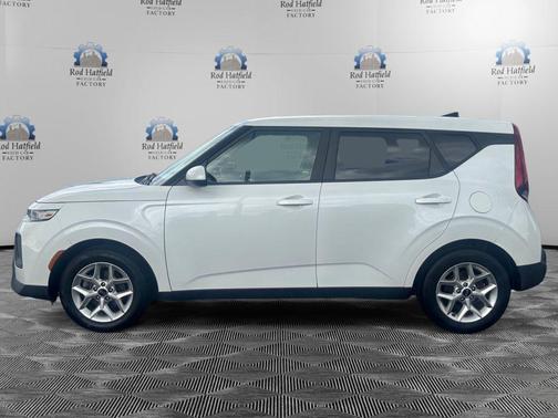 Snow White Pearl 2021 Kia Soul S