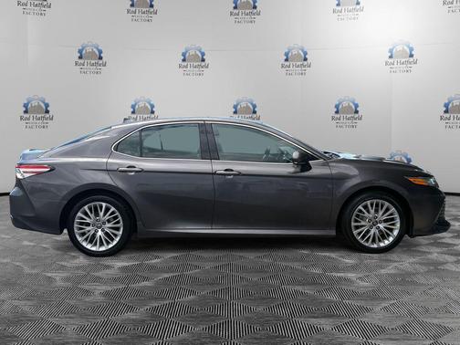 Predawn Gray Mica 2019 Toyota Camry XLE