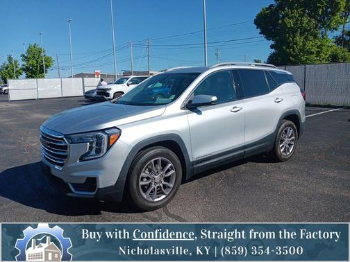 Quicksilver Metallic 2022 GMC Terrain SLT