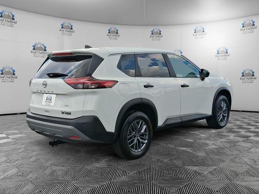 Glacier White 2023 Nissan Rogue S