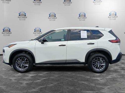 Glacier White 2023 Nissan Rogue S