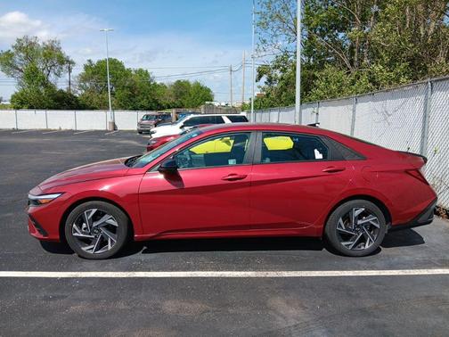 2025 Hyundai ELANTRA Sport