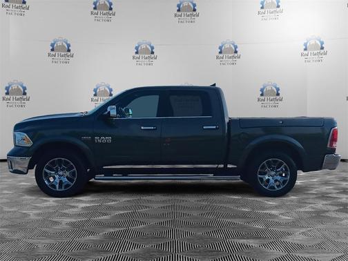 2017 RAM 1500 Limited Crew Cab 4x4 5'7' Box
