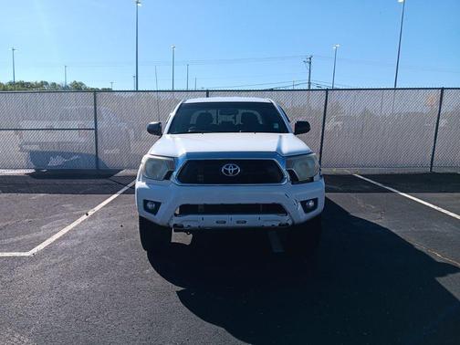 Super White 2013 Toyota Tacoma Base