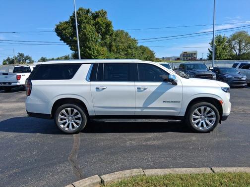 Pear 2024 Chevrolet Suburban Premier