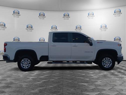 Summit White 2024 Chevrolet Silverado 2500 LT