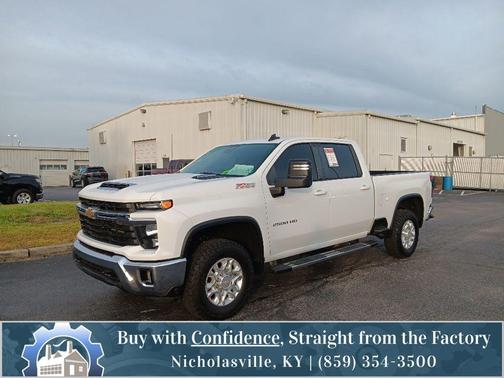 Summit White 2024 Chevrolet Silverado 2500 LT
