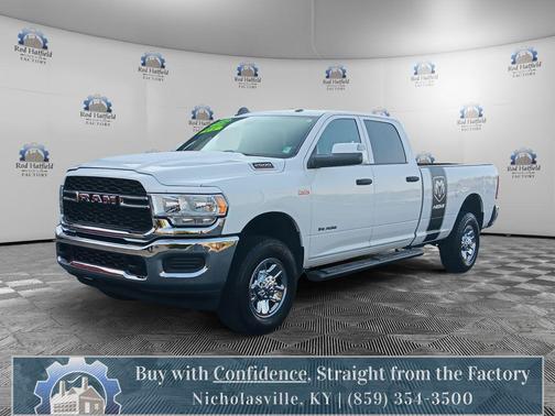 2022 RAM 2500 Tradesman Crew Cab 4x4 8' Box