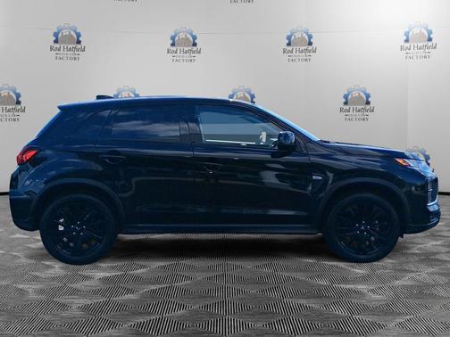 Labrador Black Pearl 2026 Mitsubishi Outlander Sport 2.0 ES