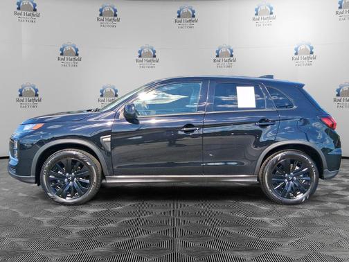 Labrador Black Pearl 2026 Mitsubishi Outlander Sport 2.0 ES