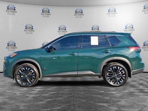 Obsidian 2026 Nissan Rogue Dark Armor
