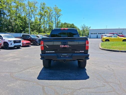 Onyx Black 2015 GMC Sierra 1500 SLT