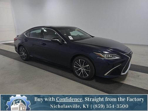 2022 Lexus ES 300h Base