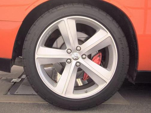 2009 Dodge Challenger SRT8