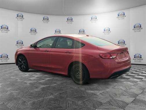 2016 Chrysler 200 S