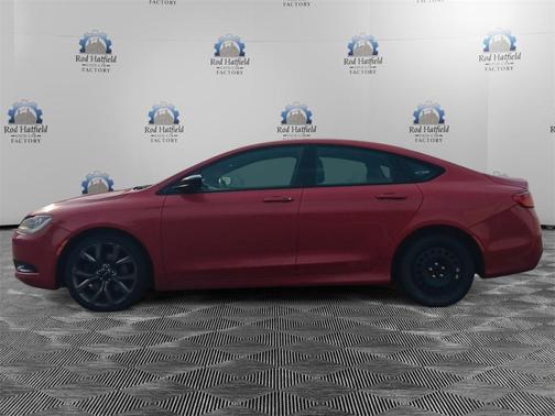2016 Chrysler 200 S